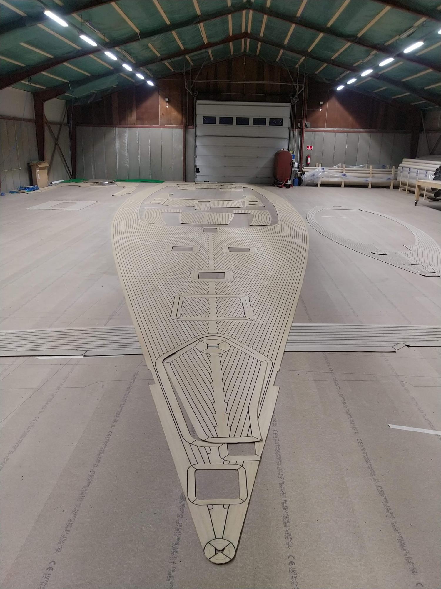 revetement teck bateau sur mesure